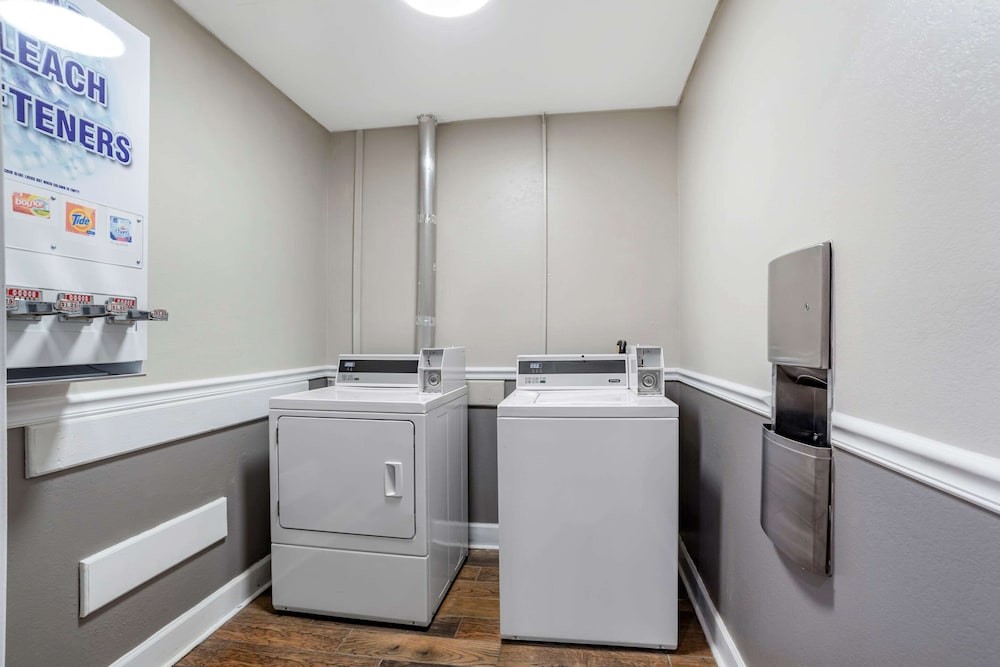 Quality Inn Moultrie GA 18/26