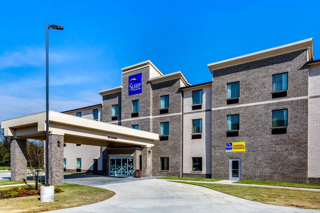 Sleep Inn & Suites Gallatin Nashville Metro 2/28