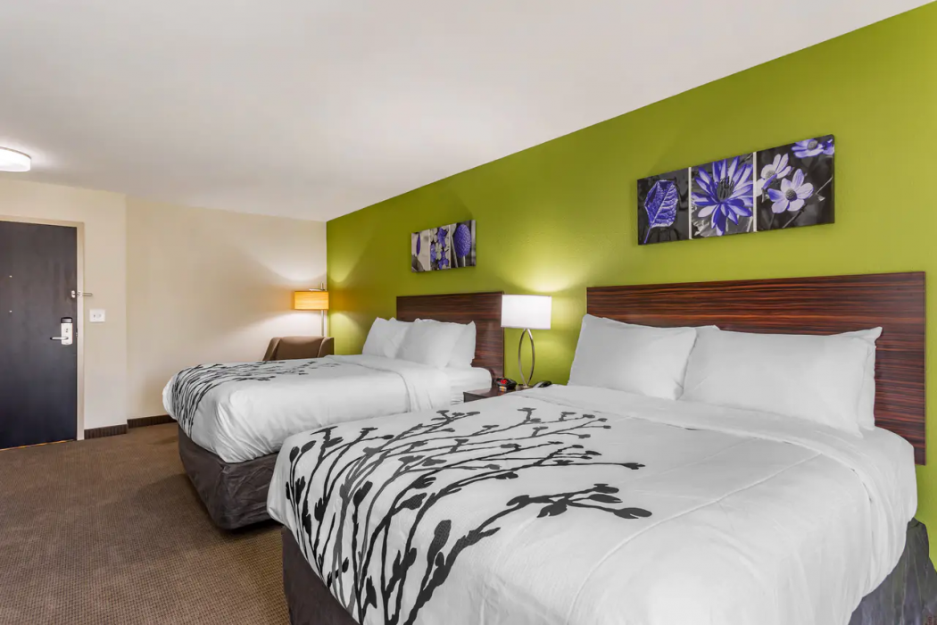 Sleep Inn & Suites Gallatin Nashville Metro 10/28