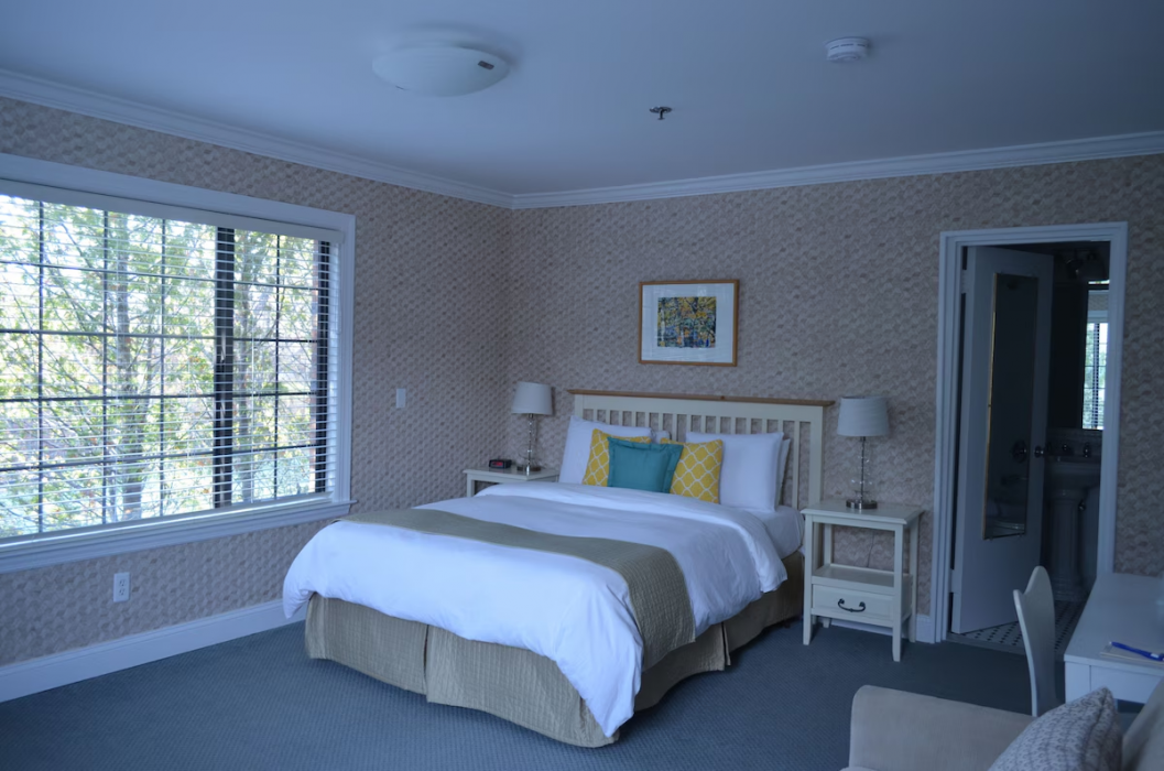 Southampton Inn 10/36