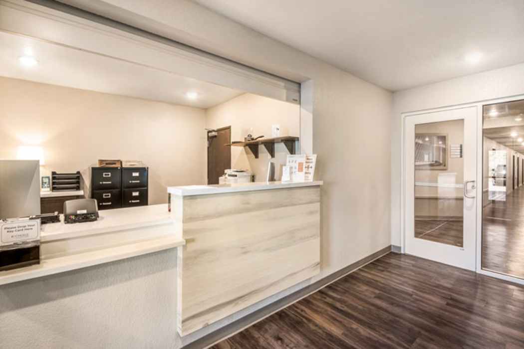 WoodSpring Suites Bradenton 3/13
