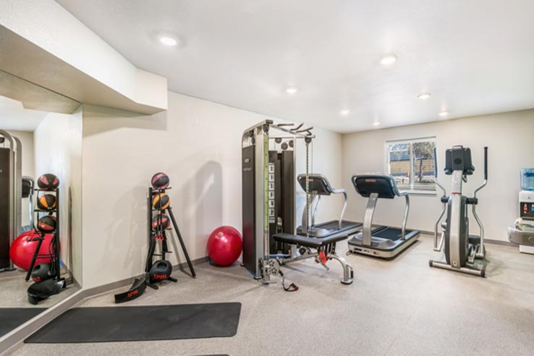 WoodSpring Suites Bradenton 13/13