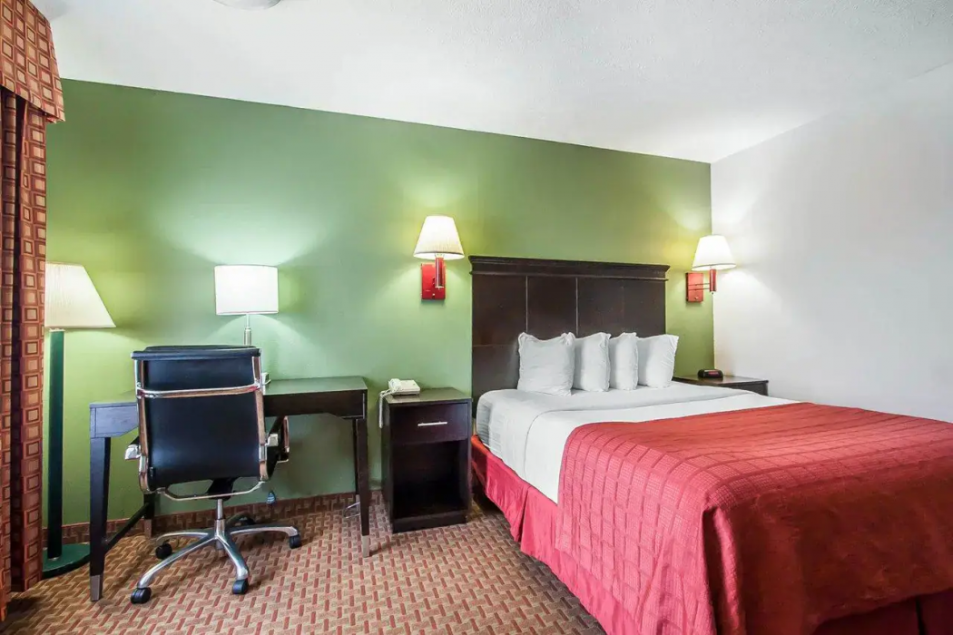 Quality Inn Savannah South 22/40