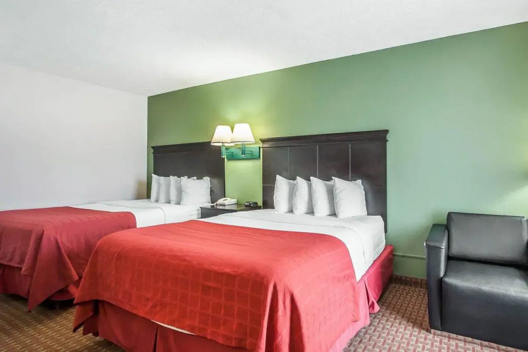 Quality Inn Savannah South 19/40
