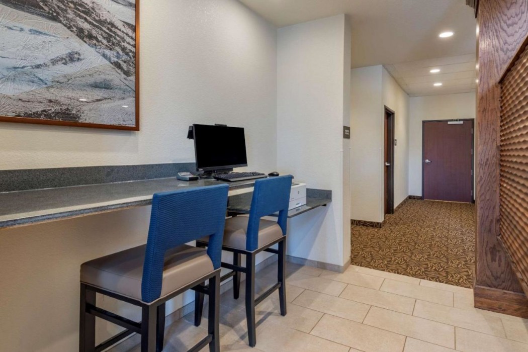 Comfort Suites Broomfield-Boulder/Interlocken 13/33