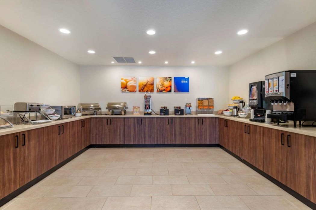 Comfort Suites Broomfield-Boulder/Interlocken 10/33