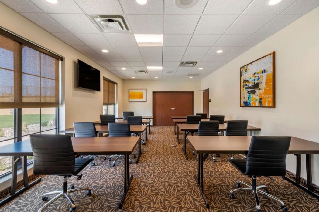 Comfort Suites Broomfield-Boulder/Interlocken 12/33