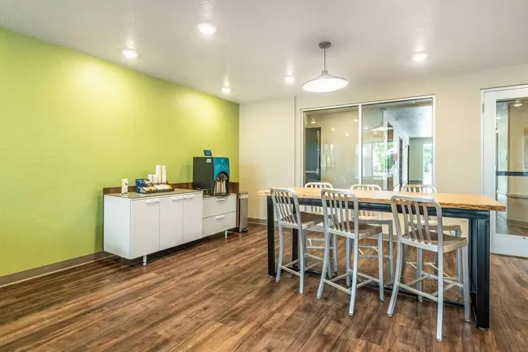 WoodSpring Suites Sanford North I-4 Orlando Area 8/9