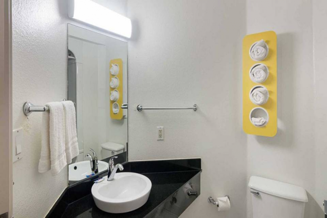 Motel6 Terrell, TX 16/58