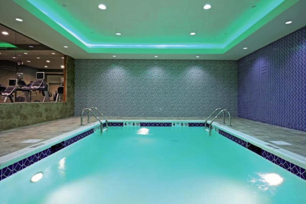 LIC Manhattan View Hotel 28/32