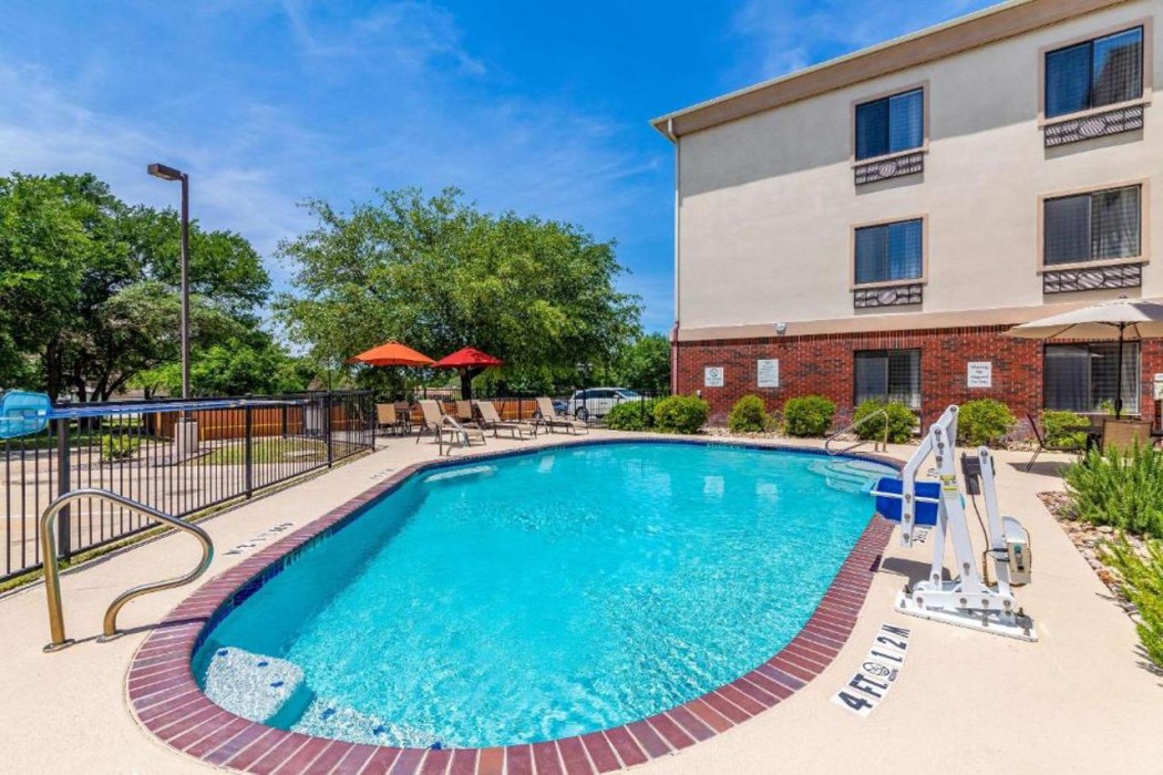 Quality Inn & Suites Lampasas 30/51