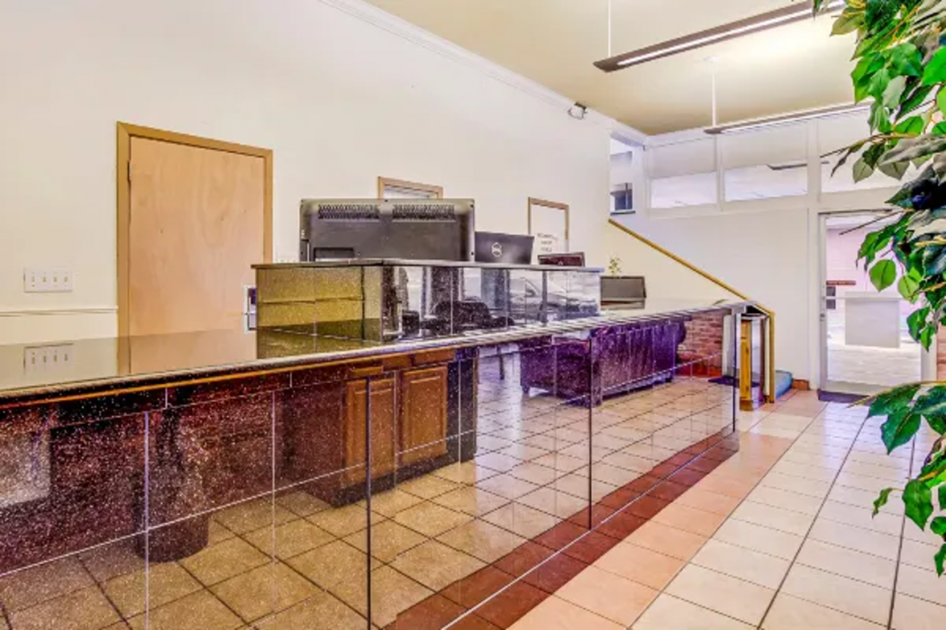 Americas Best Value Inn San Antonio Airport South 6/39