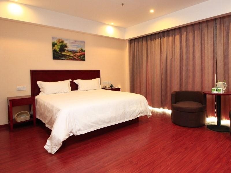 GreenTree Inn ShanDong RiZhao JuXian YinXing Avenue Middle ShanDong Road Business Hotel 19/67