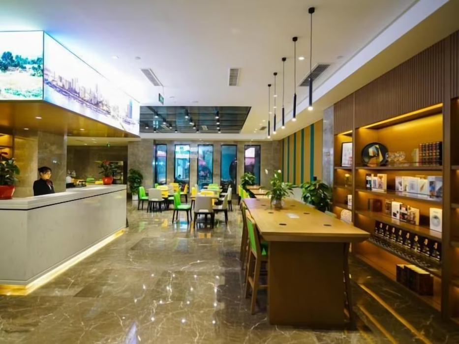 GreenTree Eastern Chongqing Jiefangbei Children's Hospital Hotel 34/65