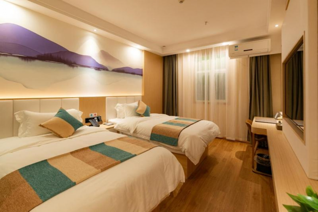 Room at VX Xuzhou Yunlong District Normal University Yunlong Mountain Scenic Spot Hotel, XUZHOU