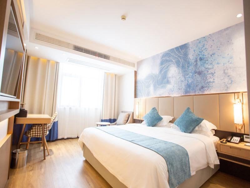 GreenTree Eastern Huaian Suning Plaza Huaihai Road West Hotel 9/65