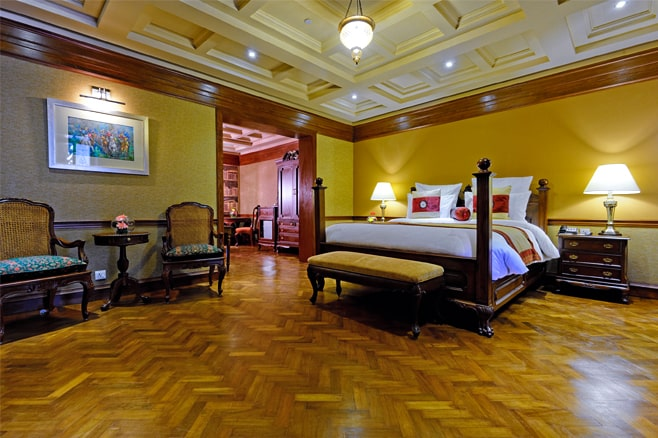 Faletti’s Hotel 14/68