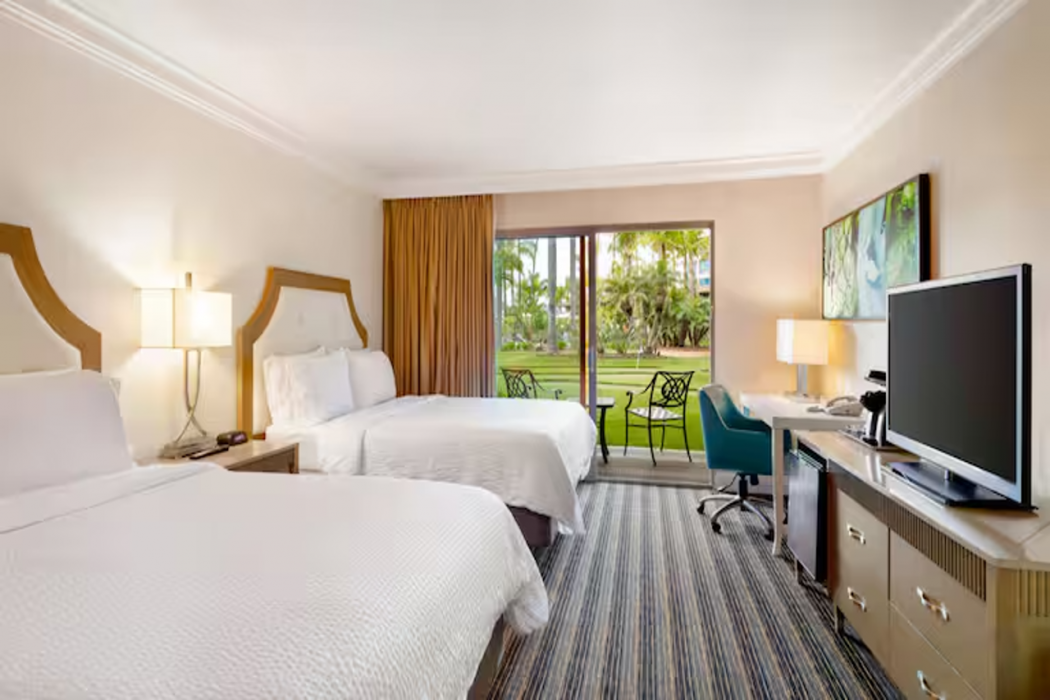 DoubleTree by Hilton San Diego Bayside 7/40