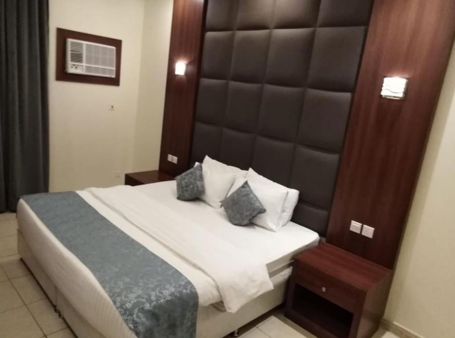 قصر العقيق للوحدات السكنية المفروشة(XYZ Hotel King Fahd Road) 4/29