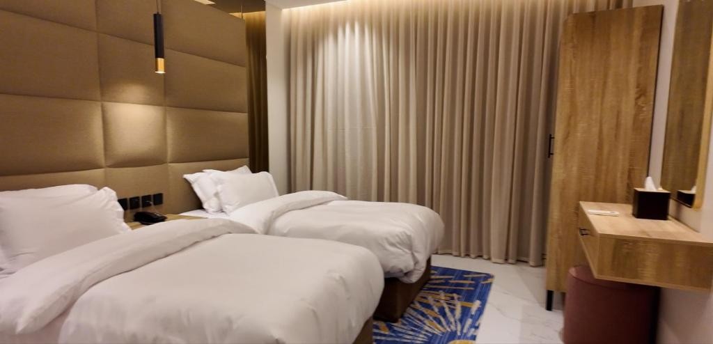قصر العقيق للوحدات السكنية المفروشة(XYZ Hotel King Fahd Road) 7/29
