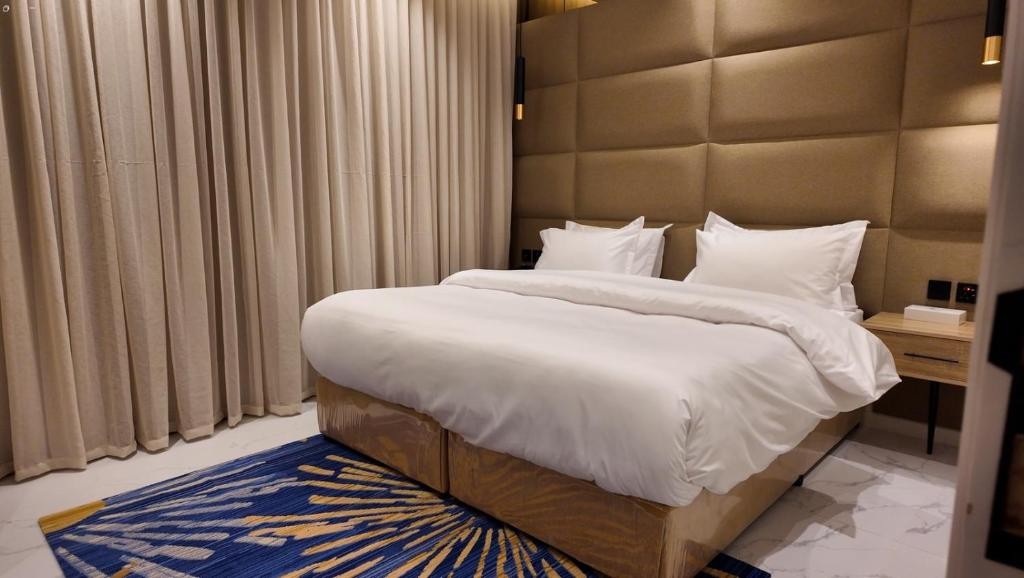 قصر العقيق للوحدات السكنية المفروشة(XYZ Hotel King Fahd Road) 11/29