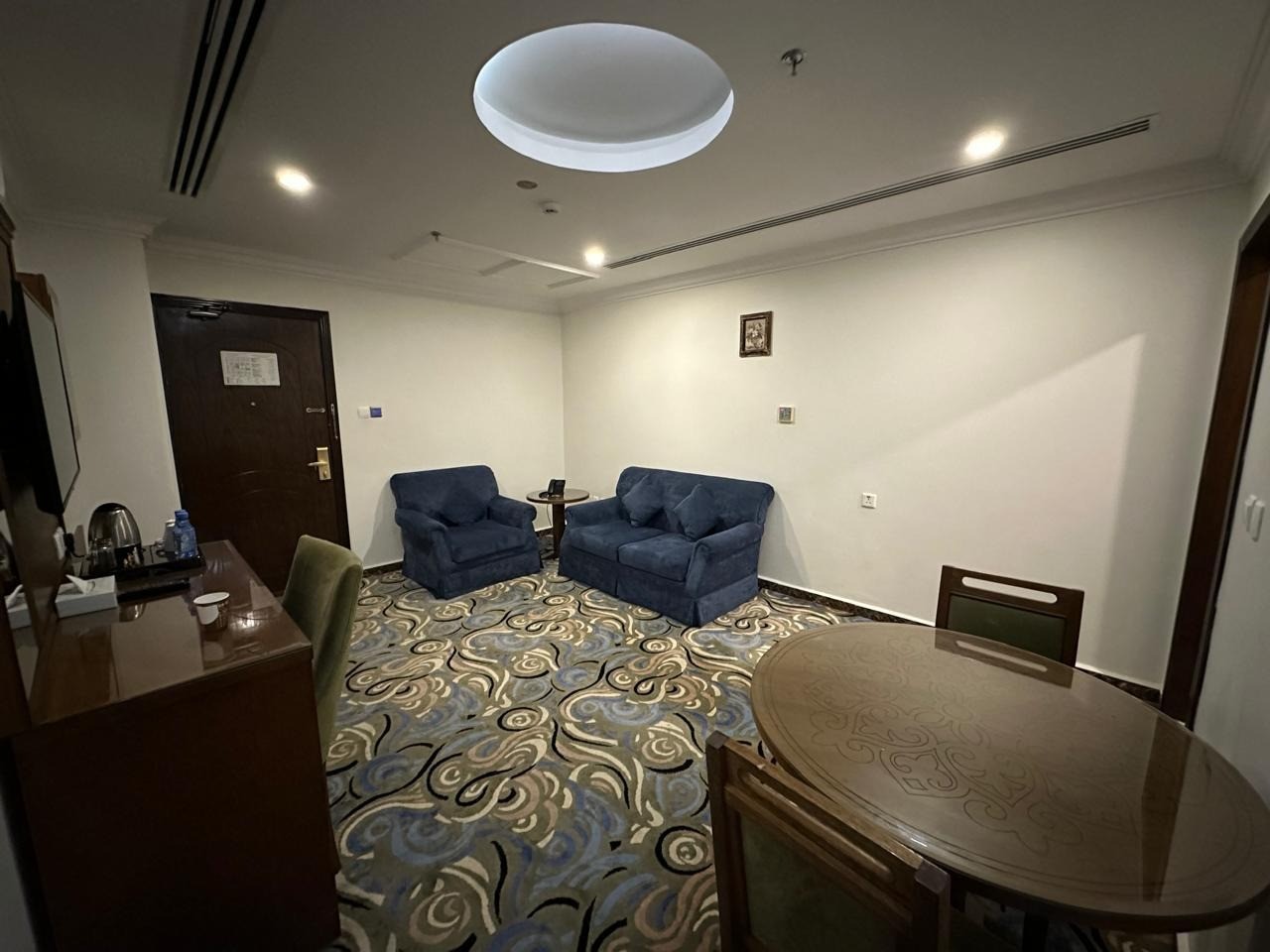 JUNIOR SUITE