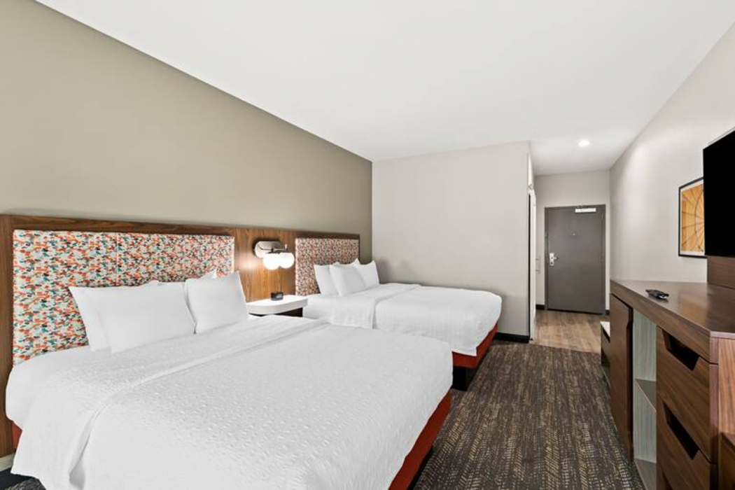 Hampton Inn Longview, TX 12/39
