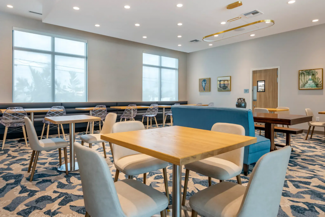 Cambria Hotel Fort Lauderdale Beach 29/41
