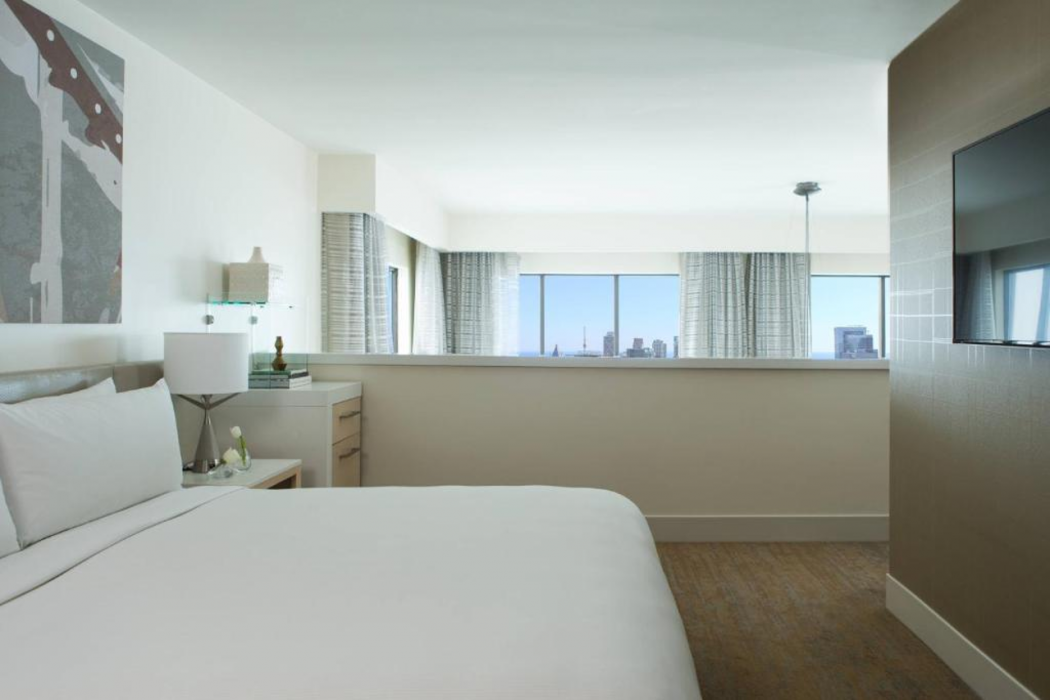 Chicago Marriott Downtown Magnificient Mile 9/59