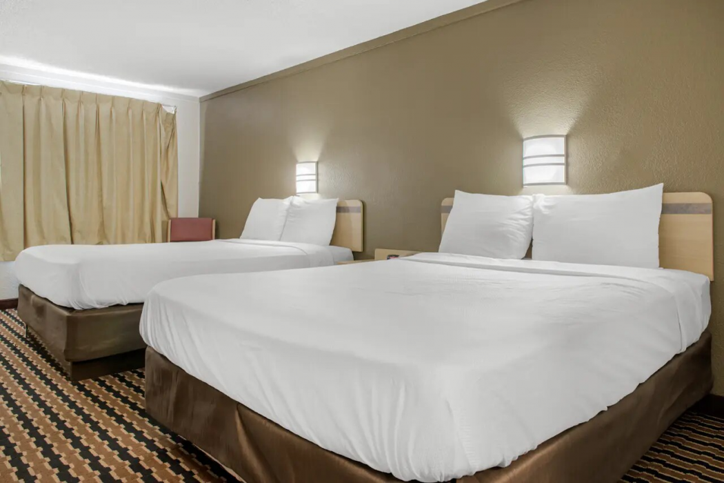 Rodeway Inn Sharonville - Cincinnati North 13/20