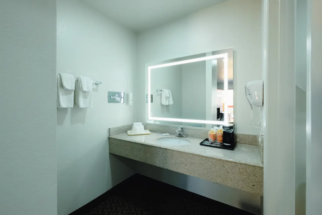 Quality Inn Holbrook Near Petrified Forest 13/33