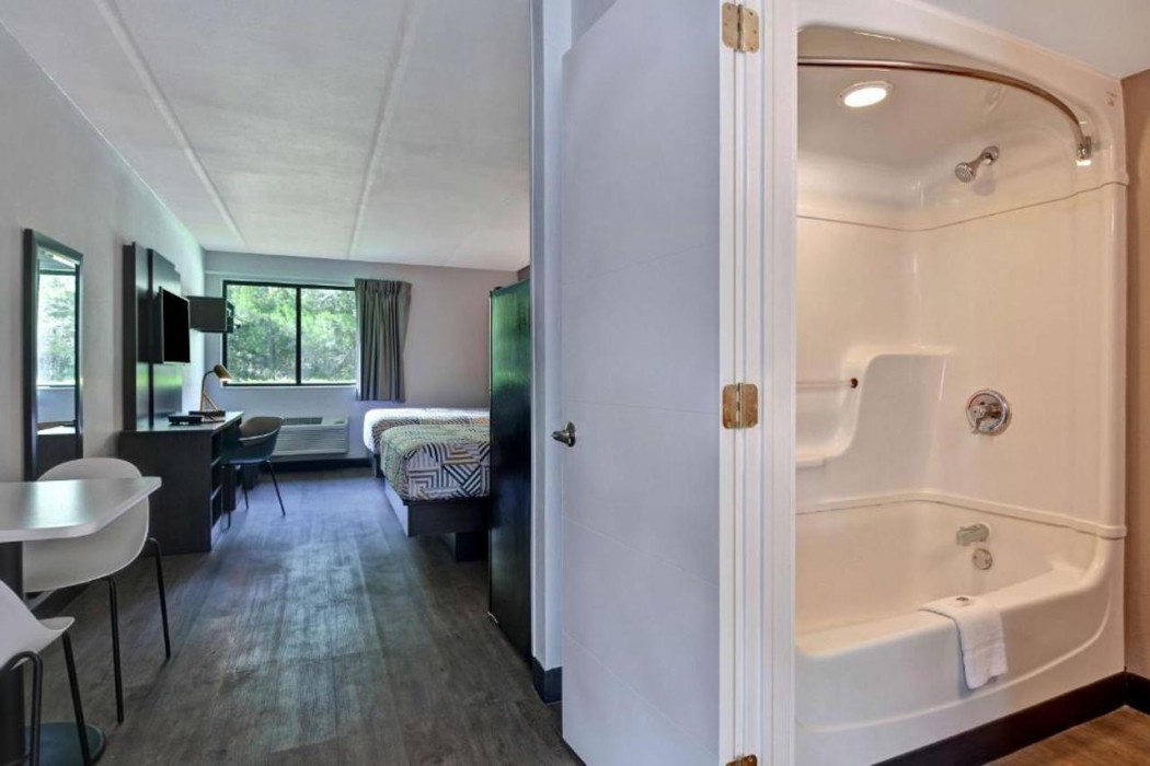 Studio 6 Extended Stay - Jacksonville, FL - Baymeadows 14/36