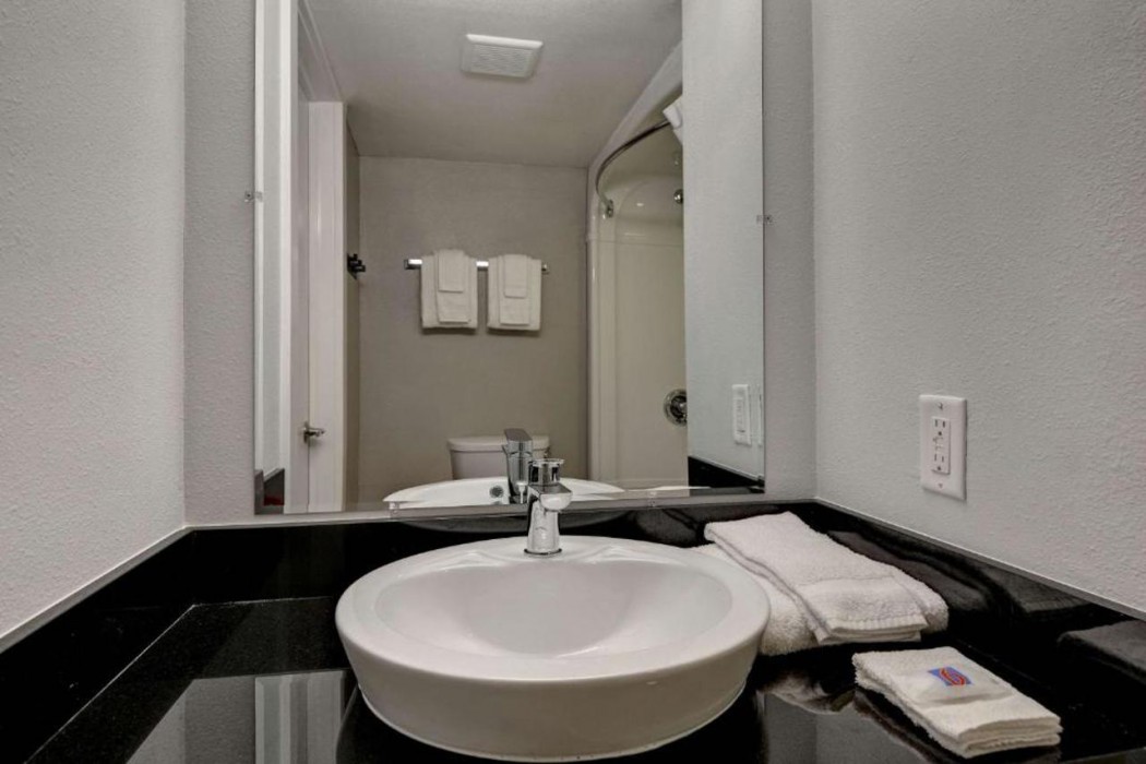 Studio 6 Extended Stay - Jacksonville, FL - Baymeadows 18/36