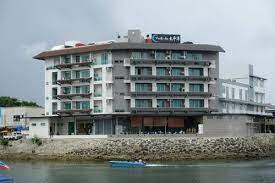 Pacific Inn 1/21
