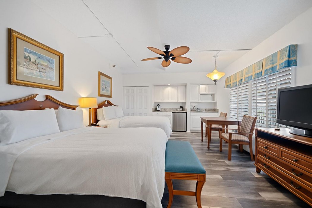 Holiday Inn & Suites Clearwater Beach S-harbourside 24/130