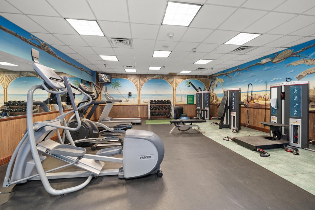 Holiday Inn & Suites Clearwater Beach S-harbourside 74/130
