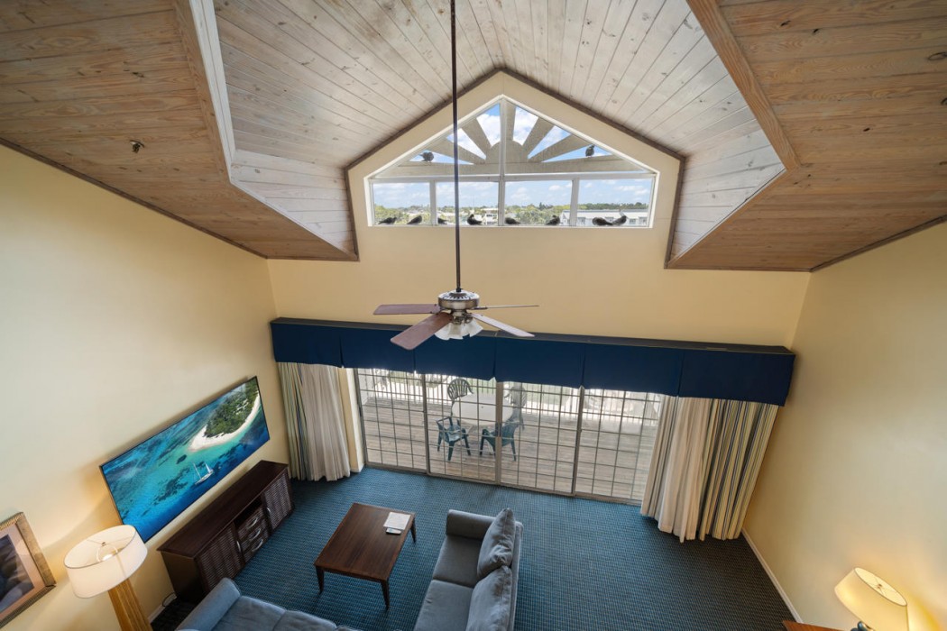 Holiday Inn & Suites Clearwater Beach S-harbourside 29/130