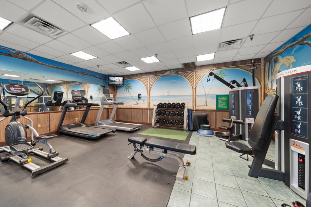 Holiday Inn & Suites Clearwater Beach S-harbourside 68/130