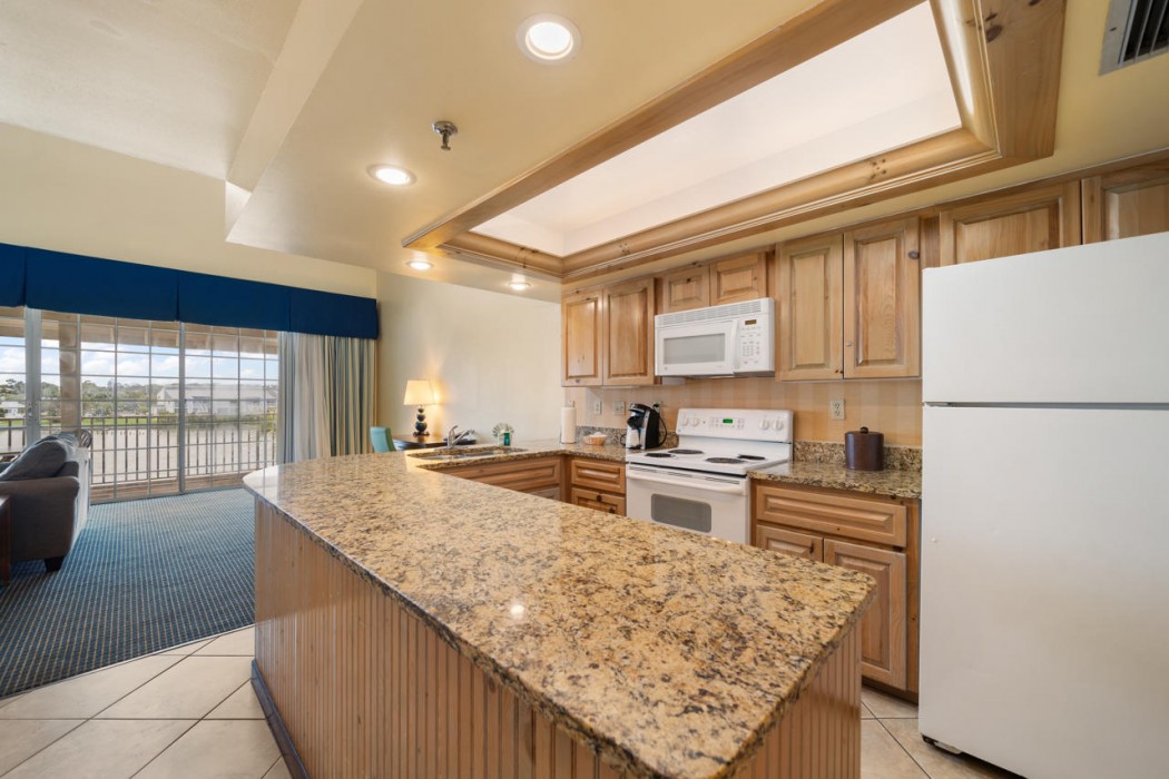 Holiday Inn & Suites Clearwater Beach S-harbourside 28/130
