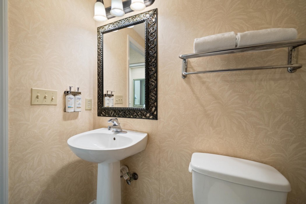 Holiday Inn & Suites Clearwater Beach S-harbourside 21/130