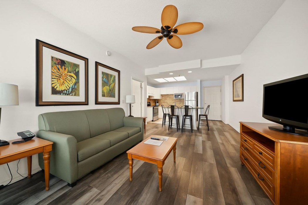 Holiday Inn & Suites Clearwater Beach S-harbourside 18/130