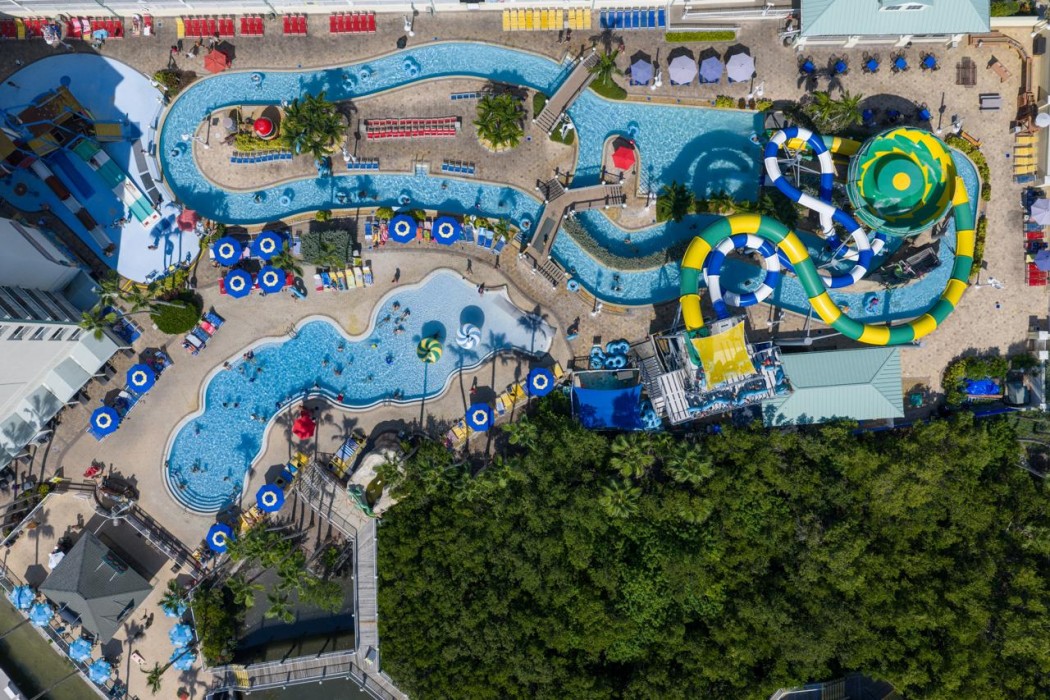 Holiday Inn & Suites Clearwater Beach S-harbourside 83/130