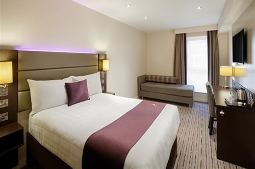 Premier Inn Blackpool (North Pier) 8/32