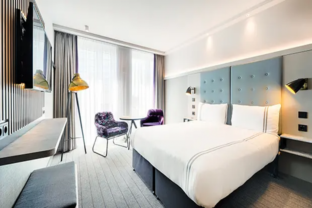 Premier Inn Hamburg St. Pauli 12/25