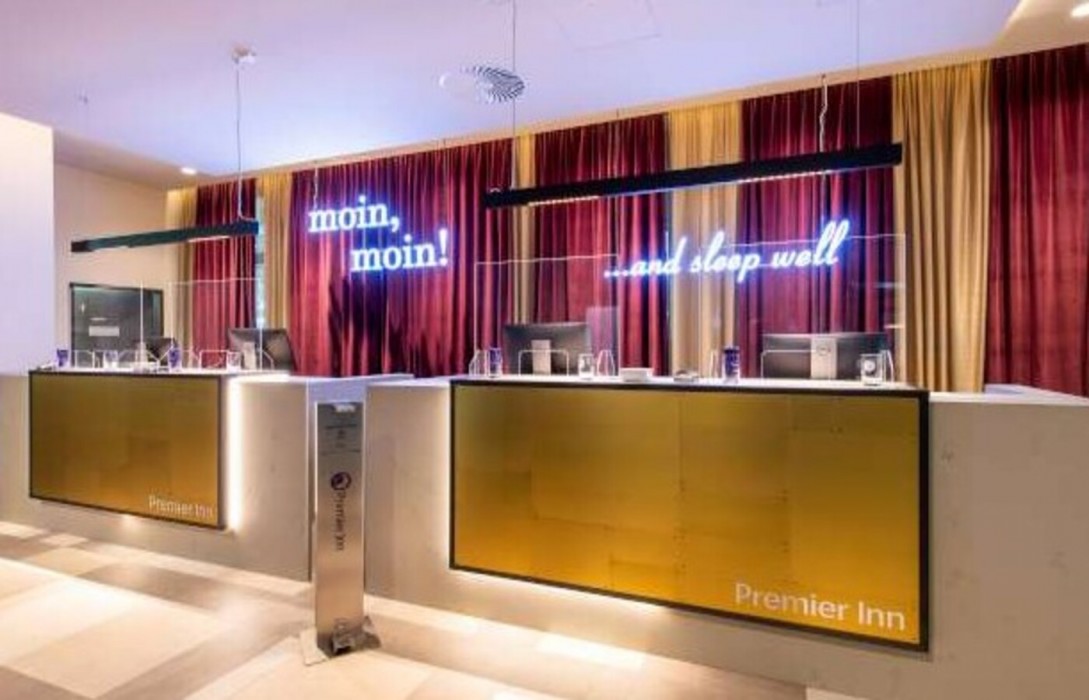Lobby at Premier Inn Hamburg St. Pauli, HAMBURG