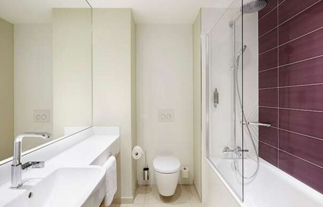 Premier Inn Hamburg St. Pauli 6/25
