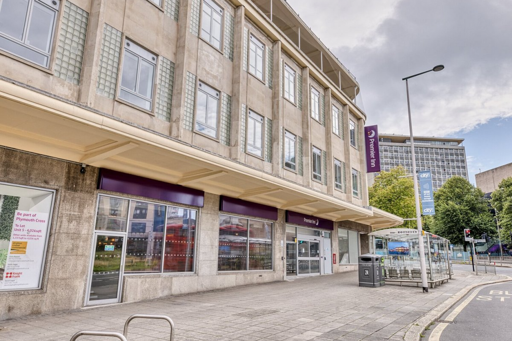 Premier Inn Plymouth City Centre (Derrys Cross) in PLYMOUTH - UK