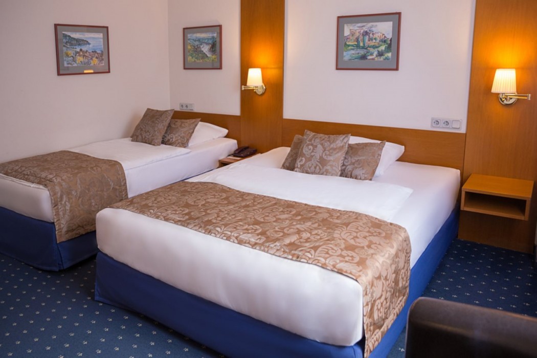Hotel Brunnenhof 9/23