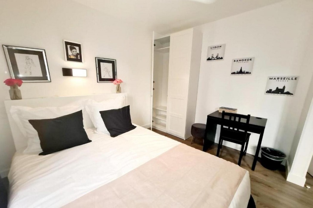 Hotel Le 23 24/28