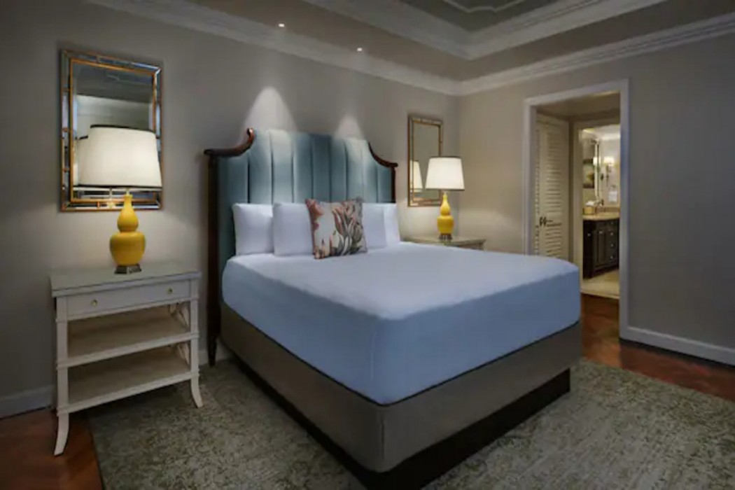 The Villas at Disneys Grand Floridian Resort and Spa 10/45